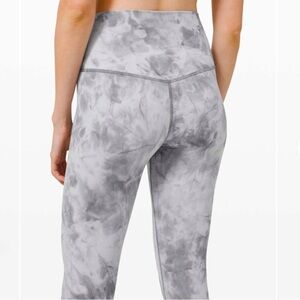 Lululemon Align Pant 25" *Diamond Dye
Diamond Dye Stargaze Pitch Grey